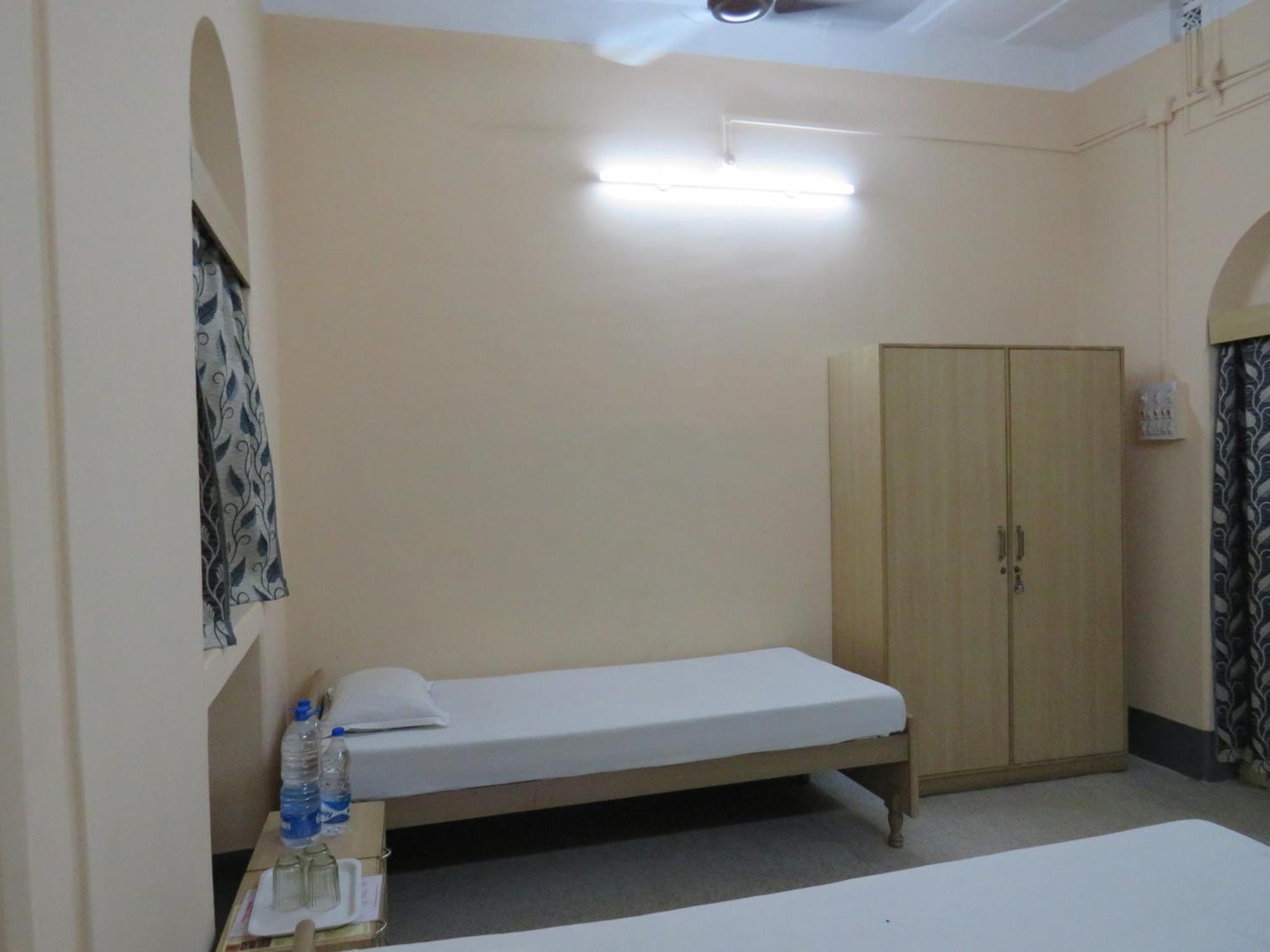 Shaw Guest House Kalküta Dış mekan fotoğraf