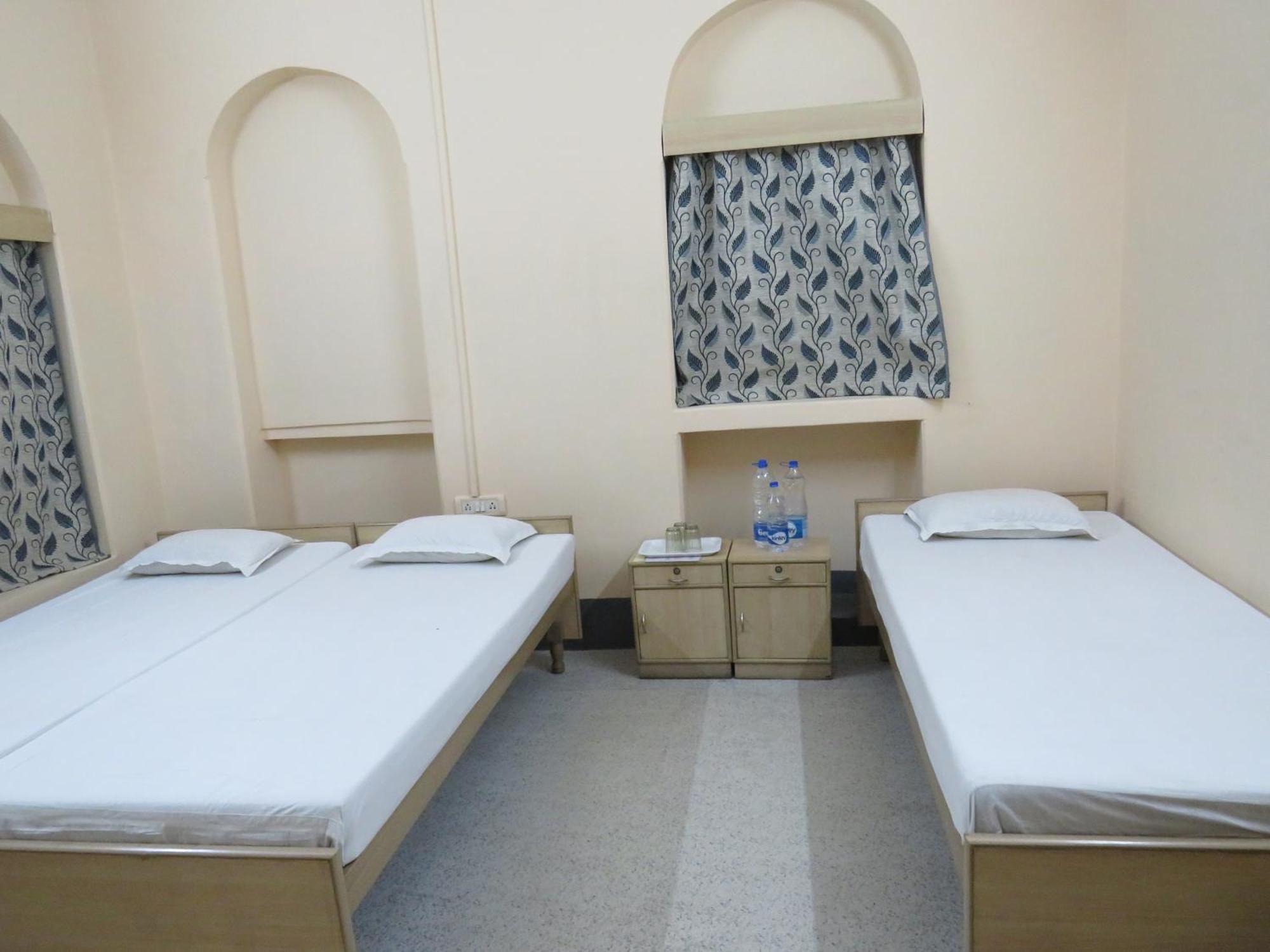 Shaw Guest House Kalküta Dış mekan fotoğraf