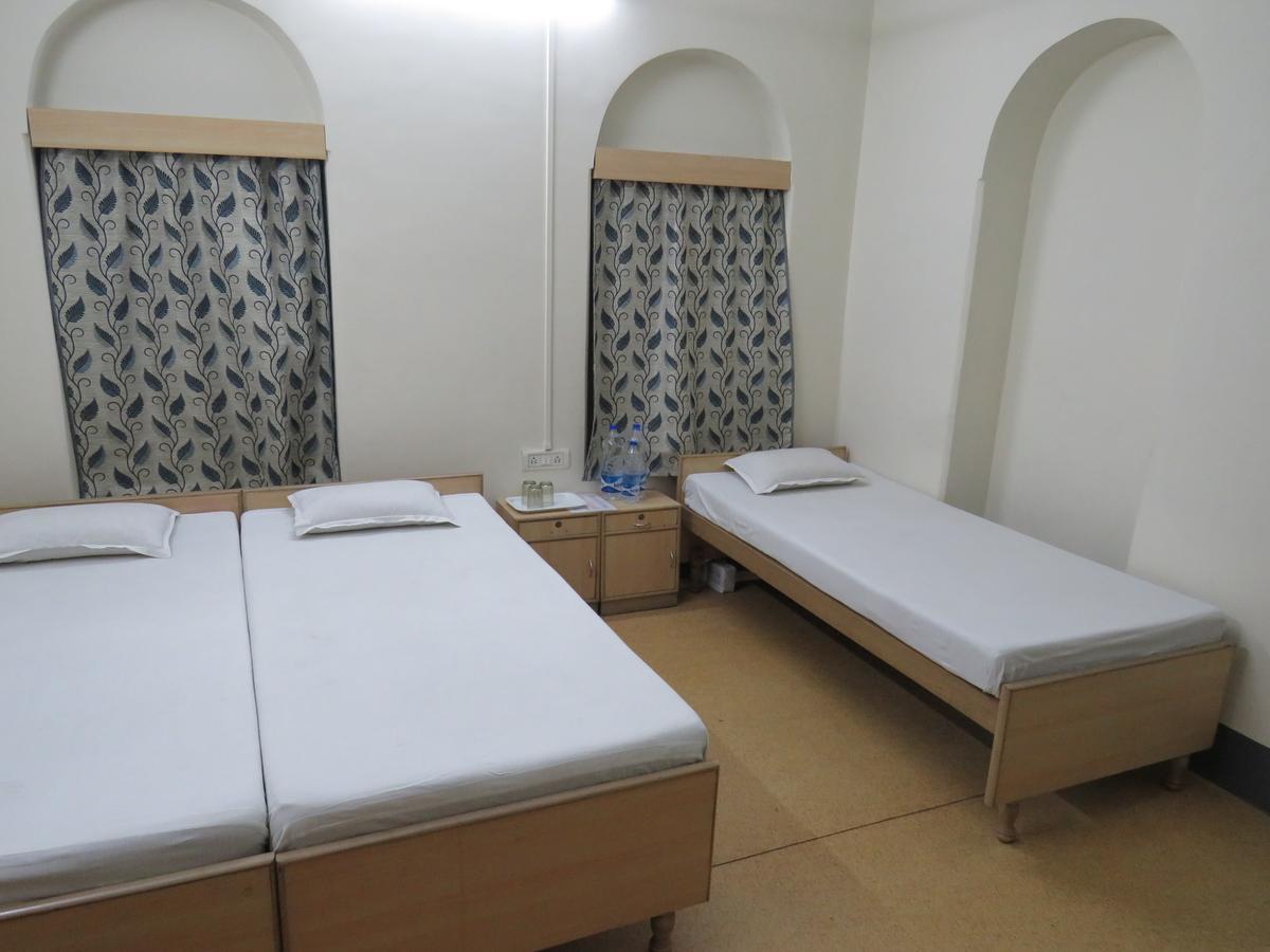Shaw Guest House Kalküta Dış mekan fotoğraf